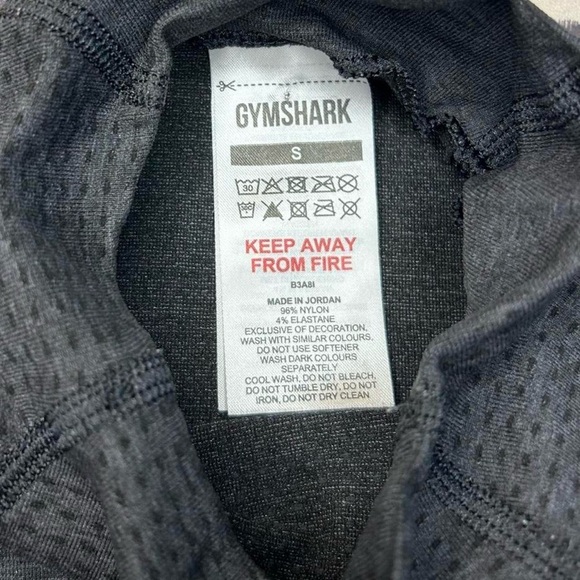 Gymshark Vital Crop Top – Dark Gray, Size S - Picture 8 of 10